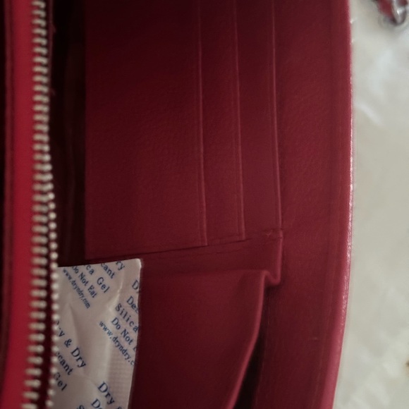 Handmade genuine galuchat (stingray leather) and python skin red handbag - Picture 10 of 10